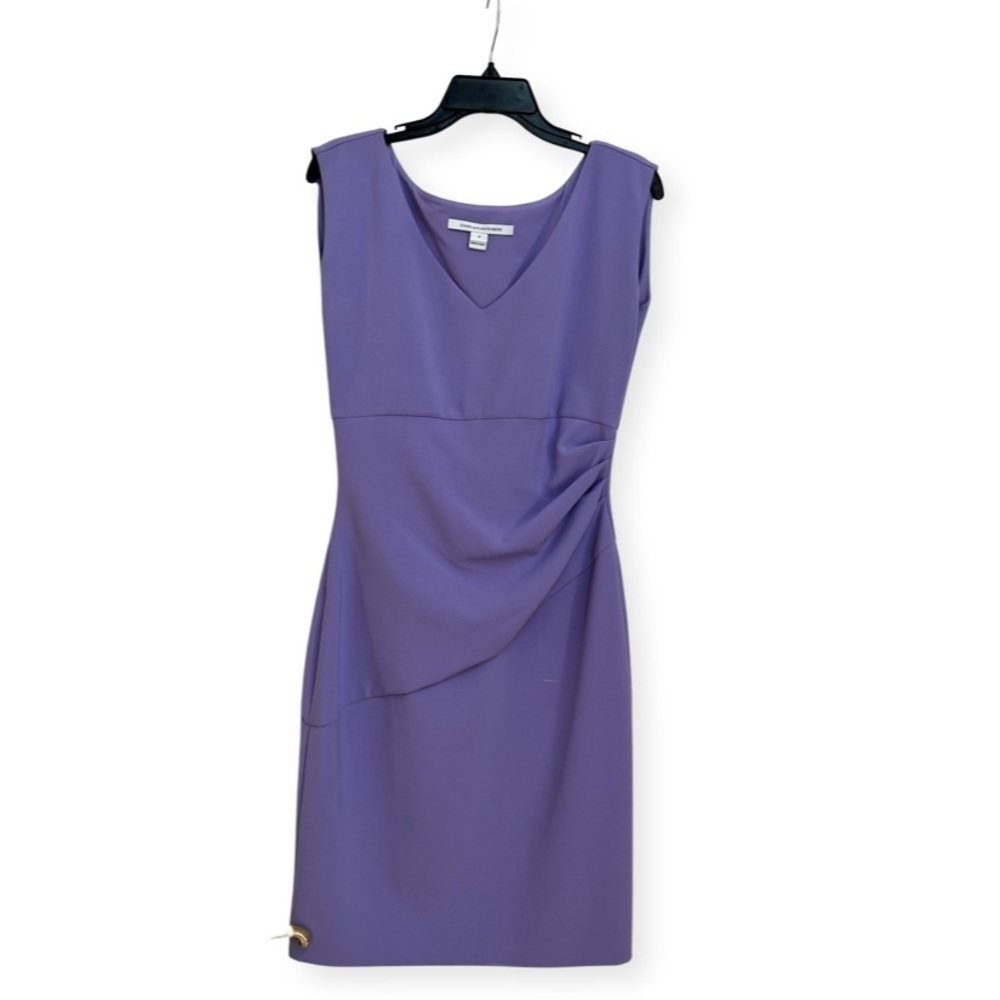 Diane Von Furstenberg Lavender/purple ruched sleeveless sheath dress size 8